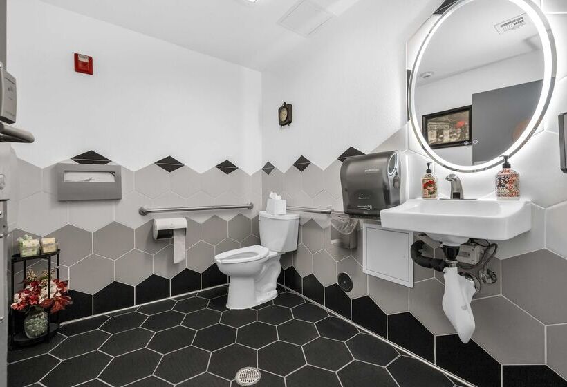 Отель Sonesta Essential Vacaville  Napa Valley