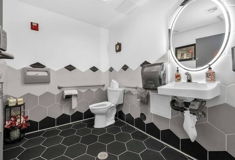 Отель Sonesta Essential Vacaville  Napa Valley