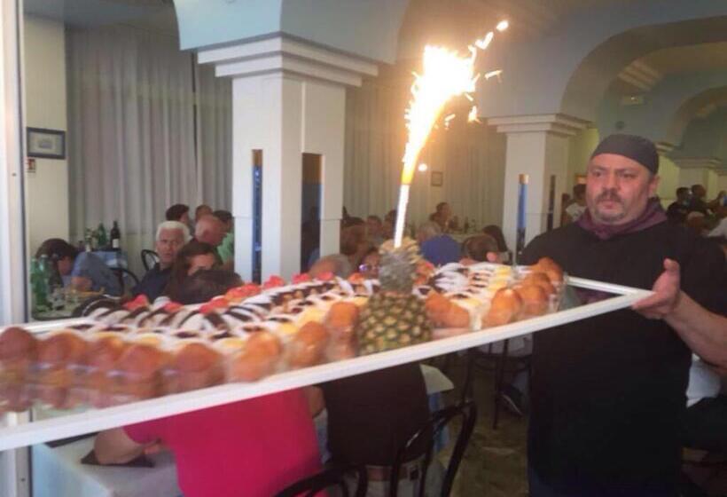 בית מלון כפרי Strand