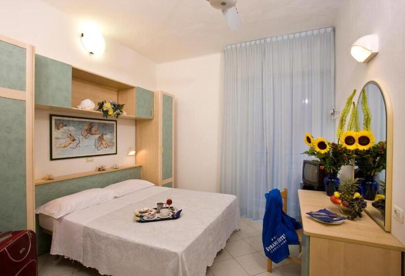 בית מלון כפרי Strand