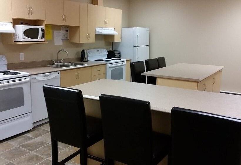 מוטל Riverview Suites