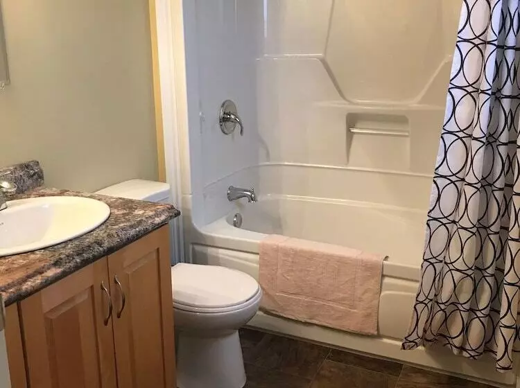 Motelli Riverview Suites