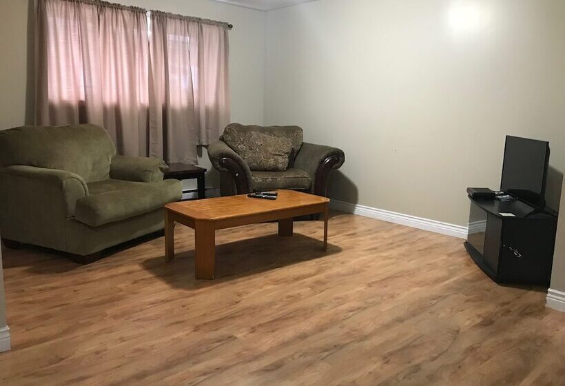 מוטל Riverview Suites