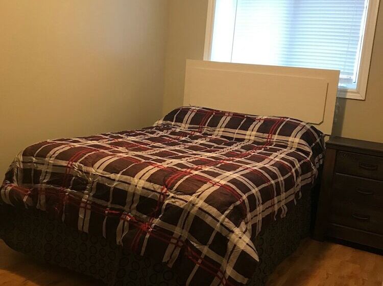 מוטל Riverview Suites