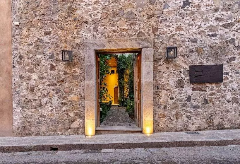 Casa Quebrada Hotel Boutique