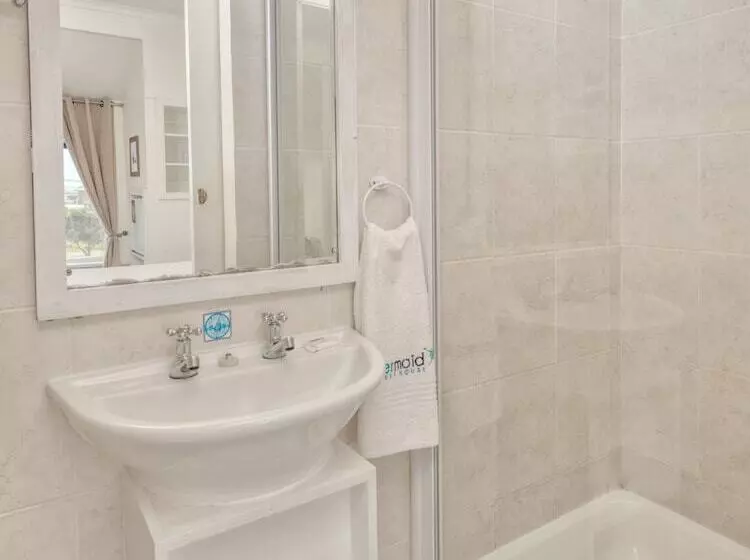 Aamiaismajoitus (B&B) Mermaid Guest House