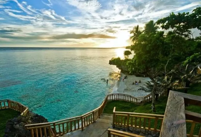 Hotelli Parklane Bohol Resort And Spa