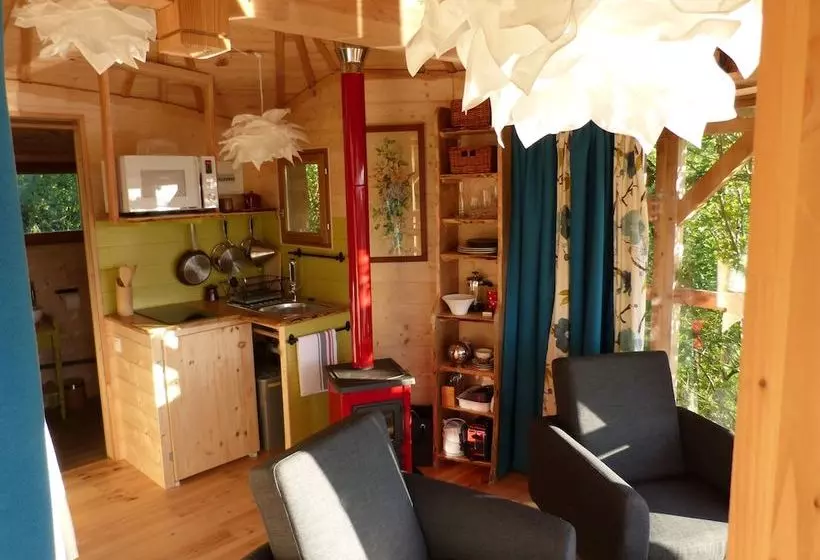 Majatalo Le Repaire Du Hibou