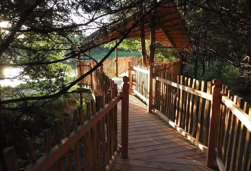 Majatalo Le Repaire Du Hibou