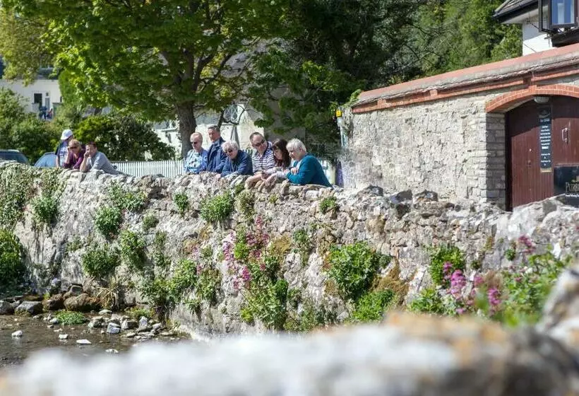 ペンション Lulworth Lodge