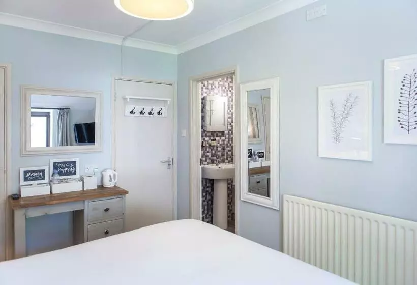 ペンション Lulworth Lodge