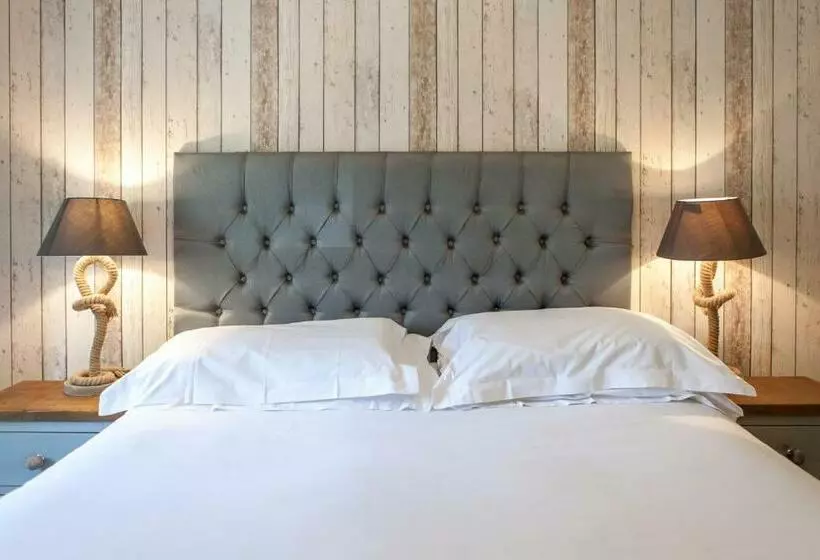 ペンション Lulworth Lodge