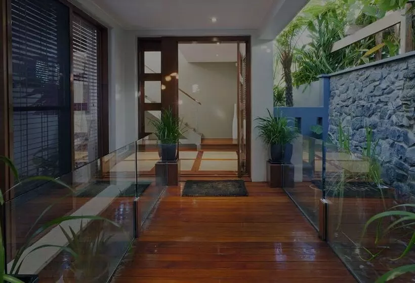 Majatalo Rochilla Guest House