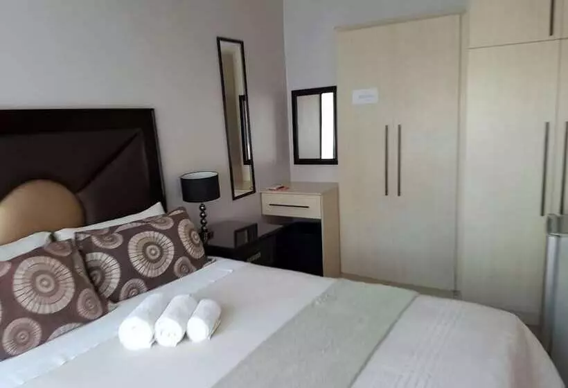 Majatalo Rochilla Guest House