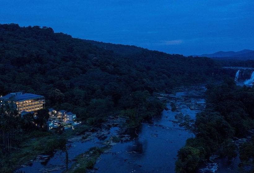 リゾートホテル Niraamaya Retreats Samroha Athirappilly