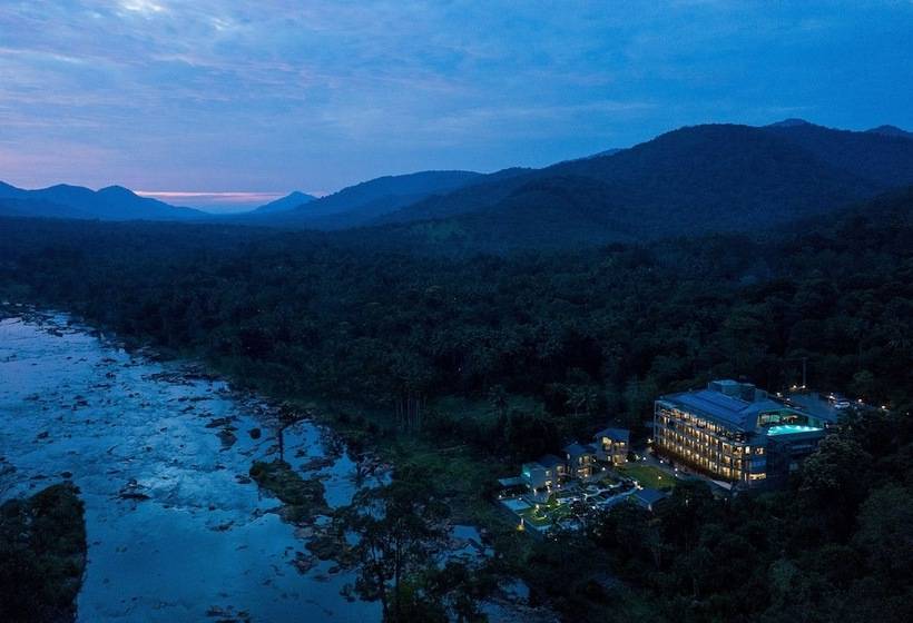 リゾートホテル Niraamaya Retreats Samroha Athirappilly