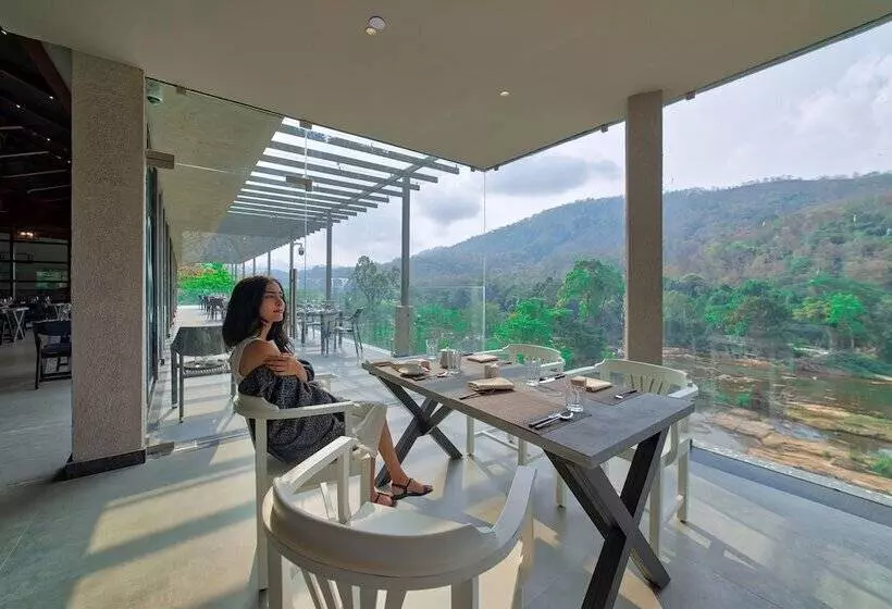 Lomakeskus Niraamaya Retreats Samroha Athirappilly