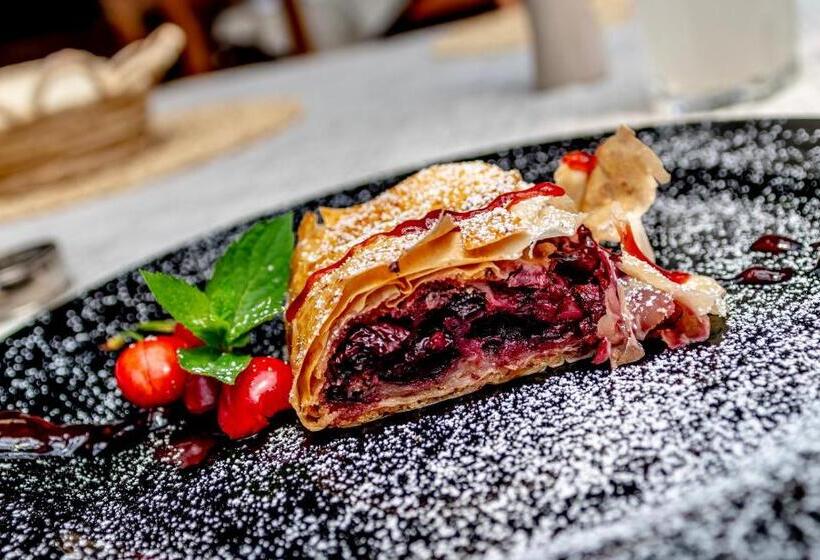 Nocleg ze śniadaniem Ráspi Apartman étterem és Borászat