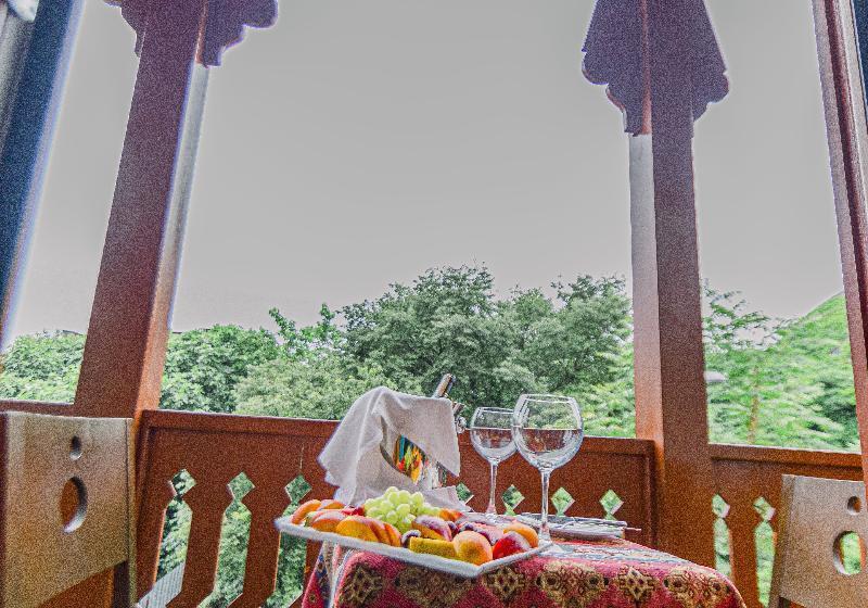 Hotel Acacia Mansion