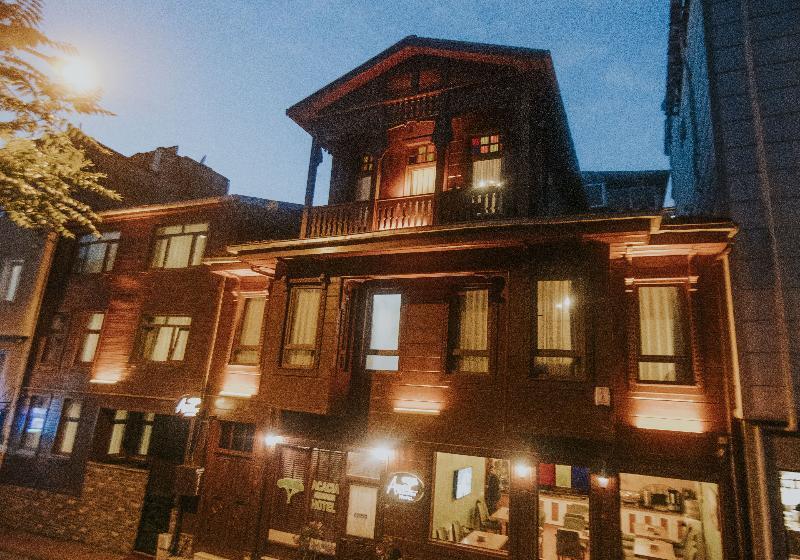 Hotel Acacia Mansion