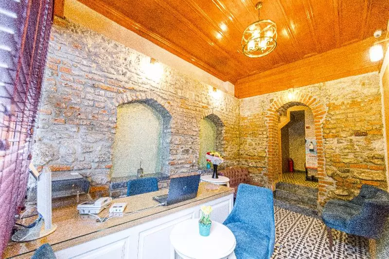 Hotel Acacia Mansion