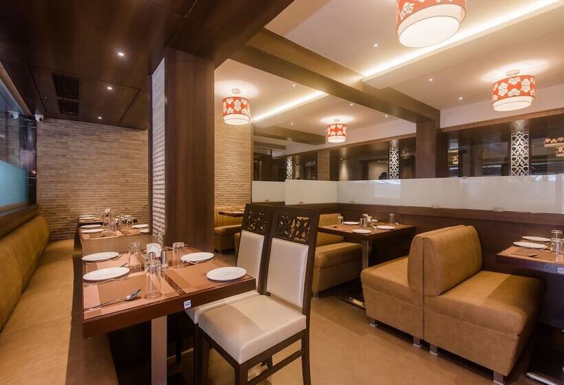 Otel Aditya Residency