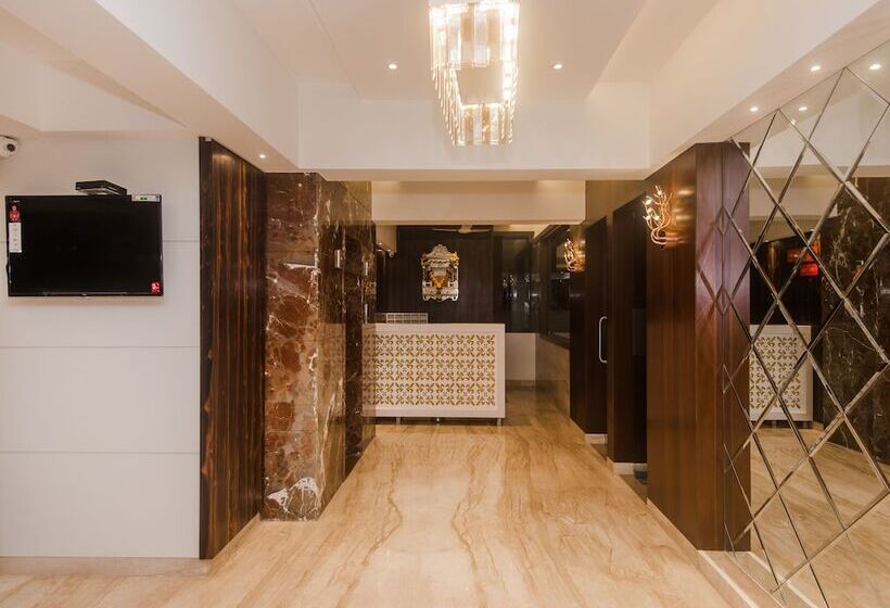 Otel Aditya Residency