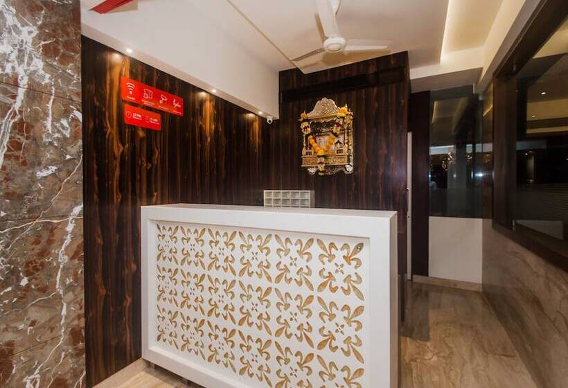 Otel Aditya Residency