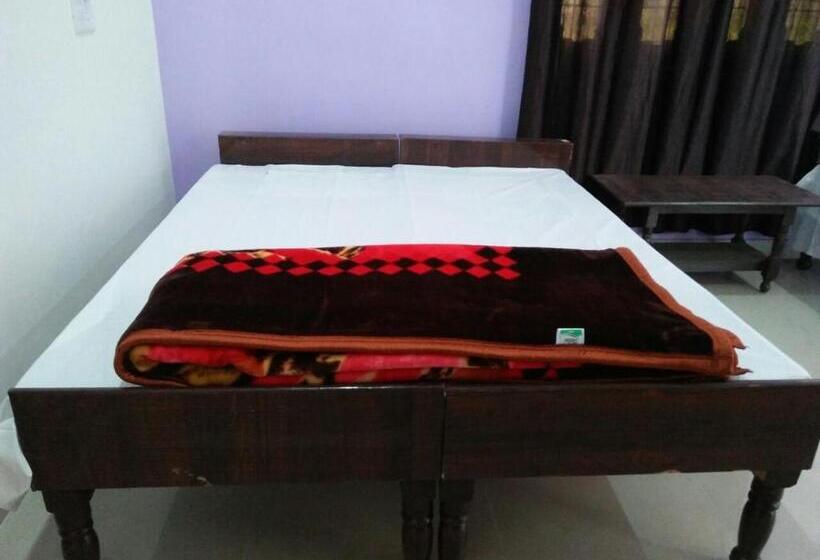 בית מלון כפרי Jeet Palace