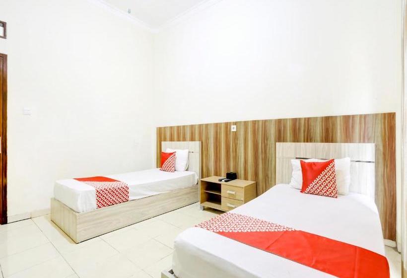 Отель Oyo 3870 Homestay Arya