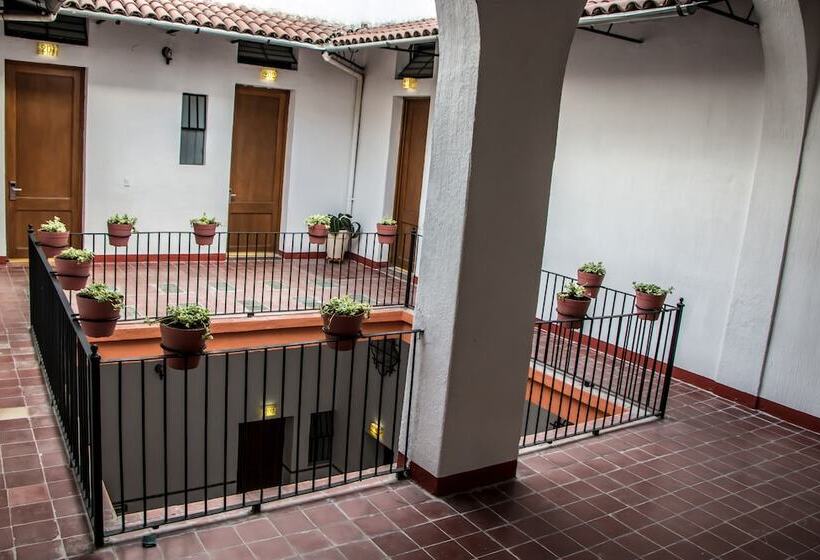 فندق Real De Castilla Colonial