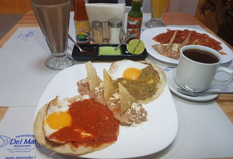 فندق Real De Castilla Colonial