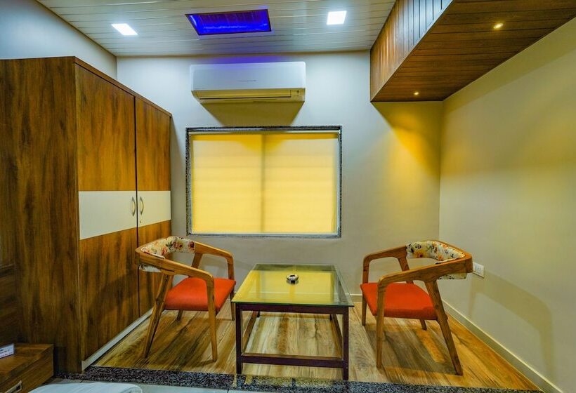 Hotell The Nest Residency