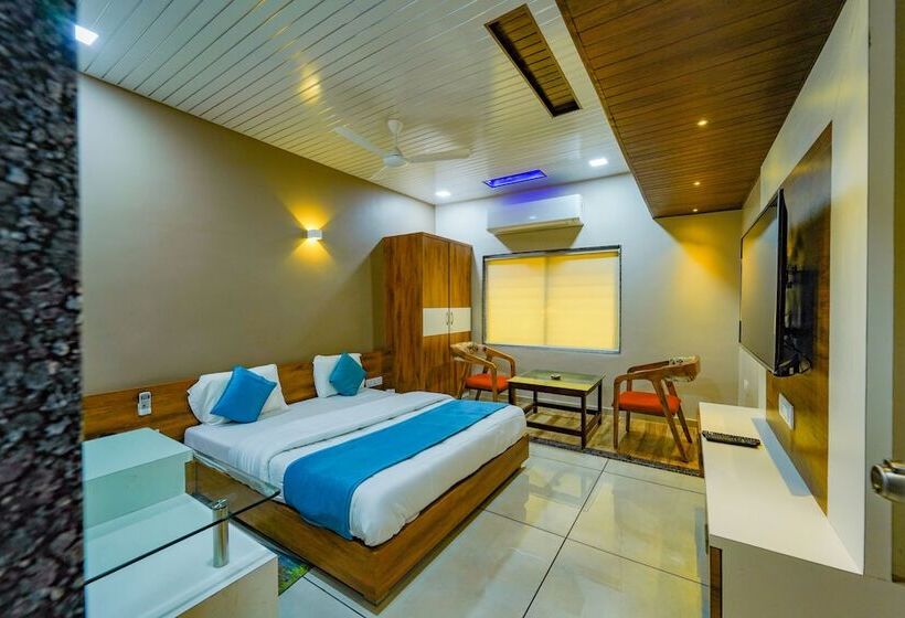 Hotell The Nest Residency