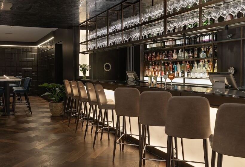 בית מלון כפרי Voco Edinburgh Haymarket, An Ihg