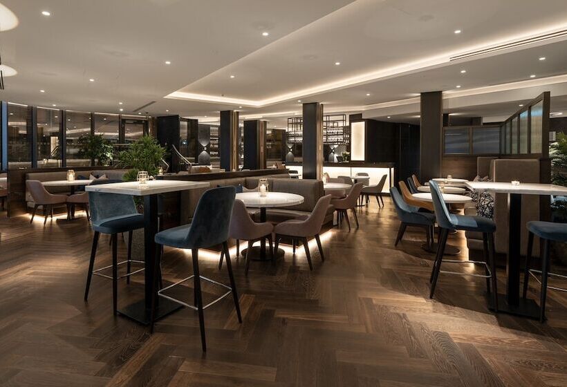 בית מלון כפרי Voco Edinburgh Haymarket, An Ihg