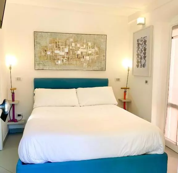 پانسیون La Ripa Camere Vernazza   The Spinnaker Suite