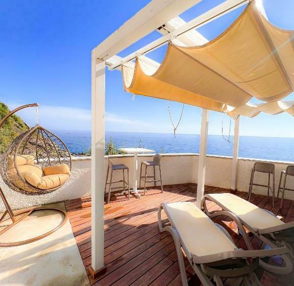 Пансион La Ripa Camere Vernazza   The Spinnaker Suite