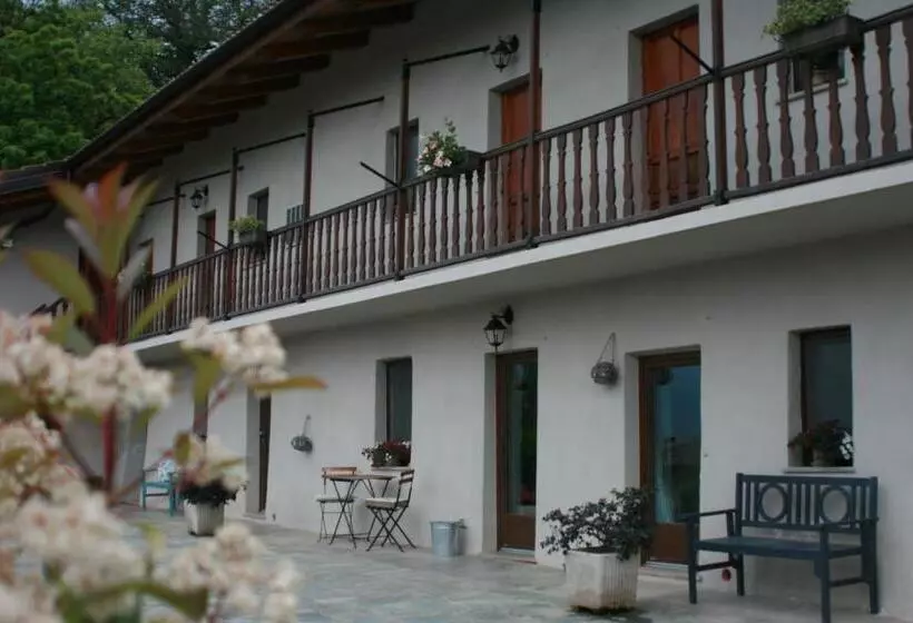 Aamiaismajoitus (B&B) Guest House Al Devesio