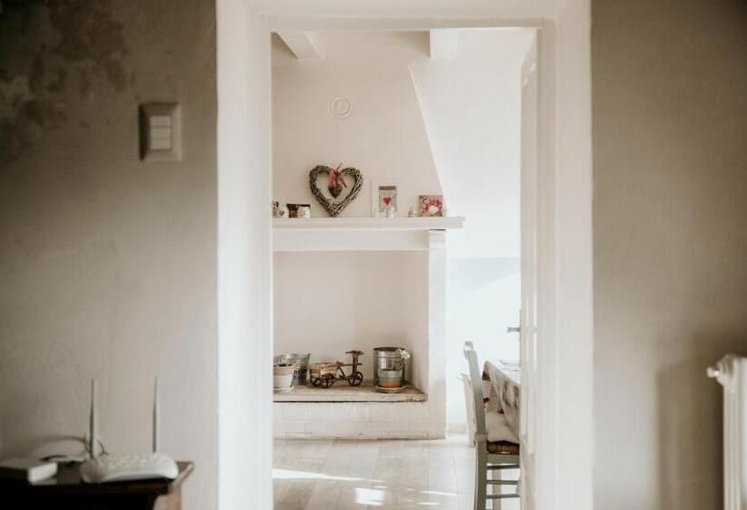 مبيت وإفطار Guest House Al Devesio