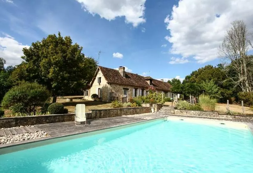 Aamiaismajoitus (B&B) Le Domaine De L ô Lofts Contemporain Au Coeur Du Perigord