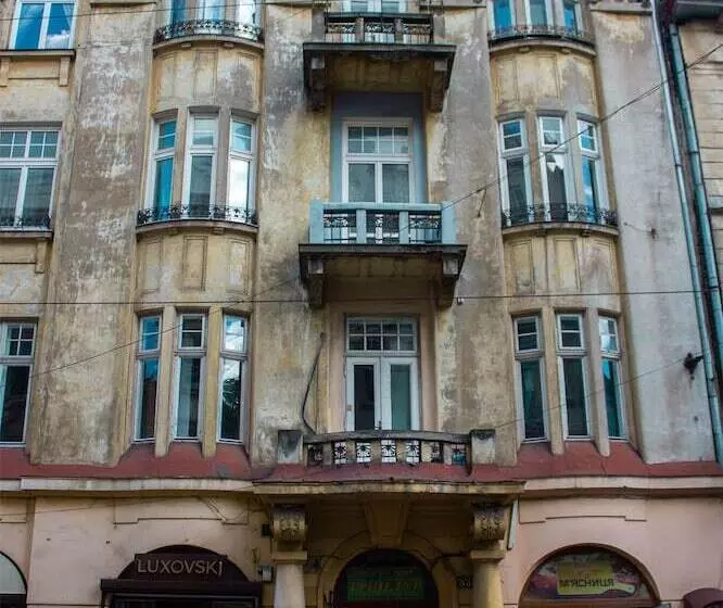 Family Hostel Lviv