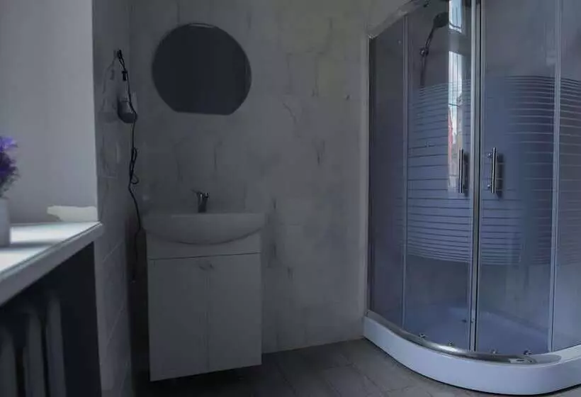 Family Hostel Lviv