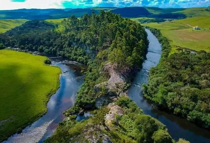 Hotelli Altos Da Serra