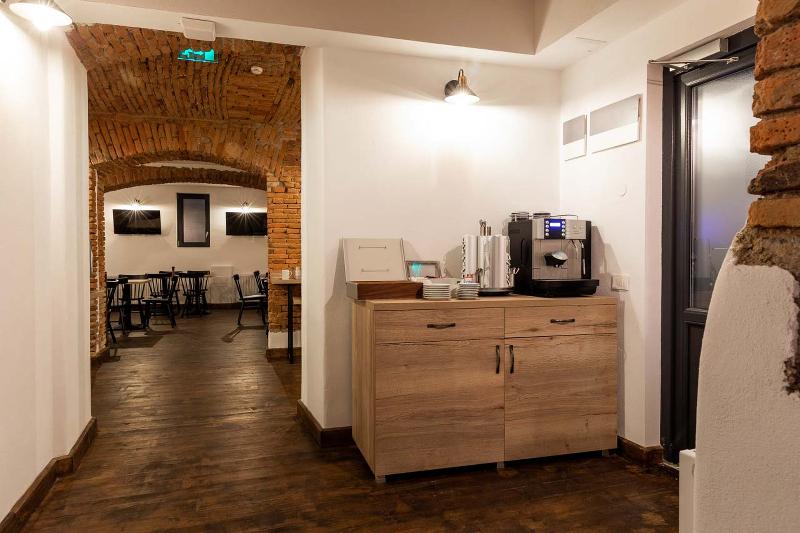 Casa Chitic Hotel & Restaurant Str Nicolae Balcescu 13