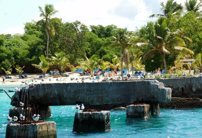 ホテル Saona Beach House   Bed And Breakfast