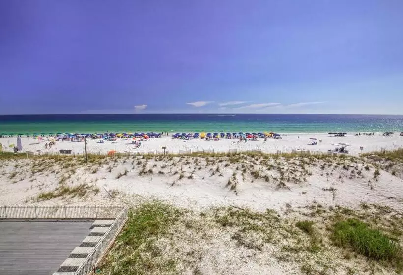 Pelican Beach Resort 308