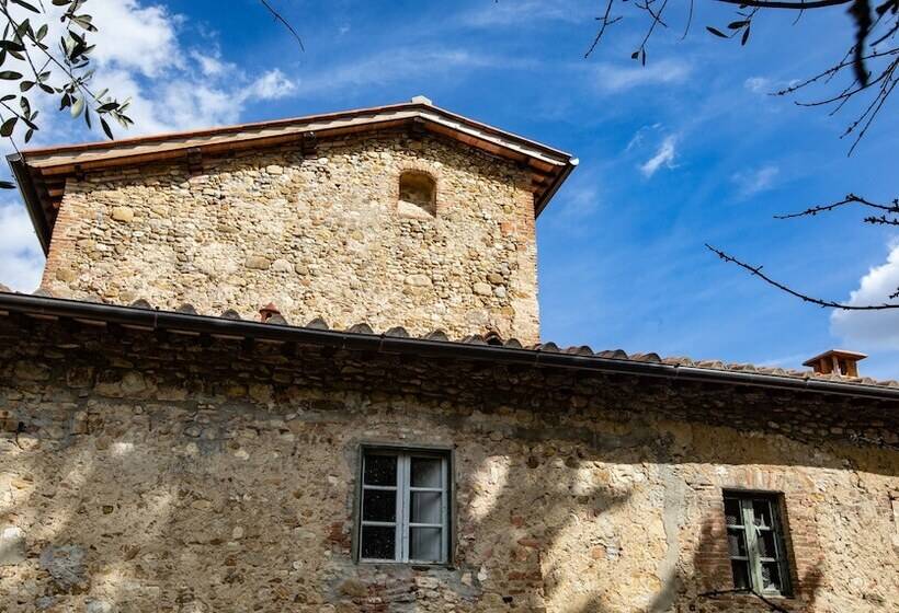 פנסיון Campora House