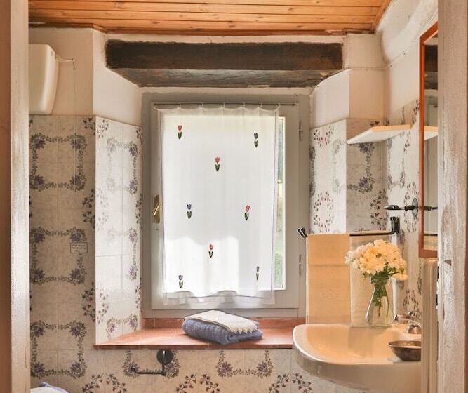 פנסיון Campora House