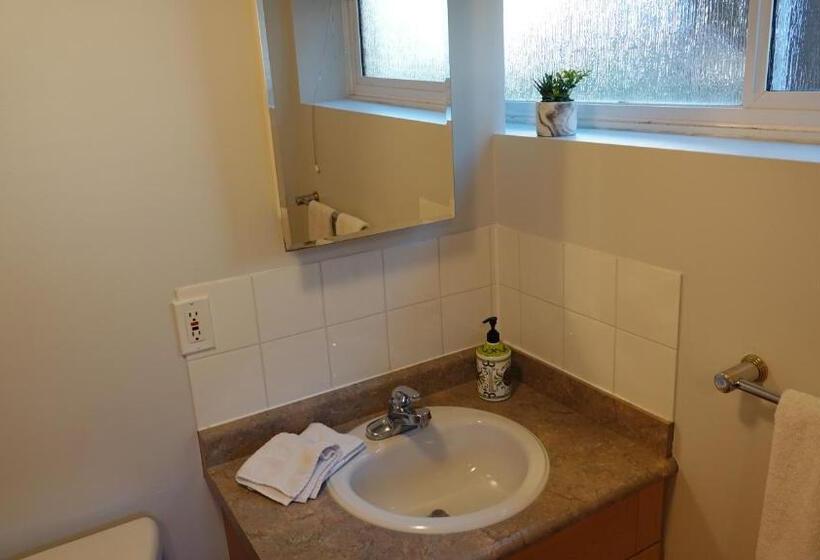 پانسیون Caruso's Accommodation